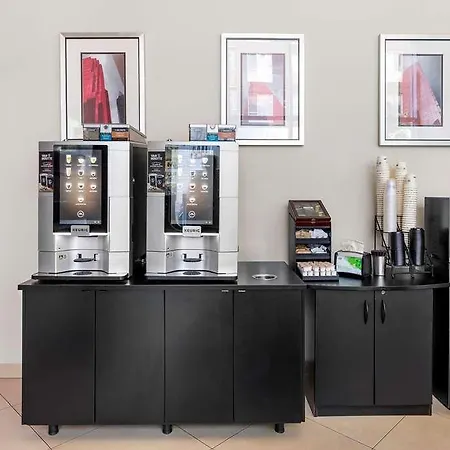 Best Western Plus Hotel Montreal 